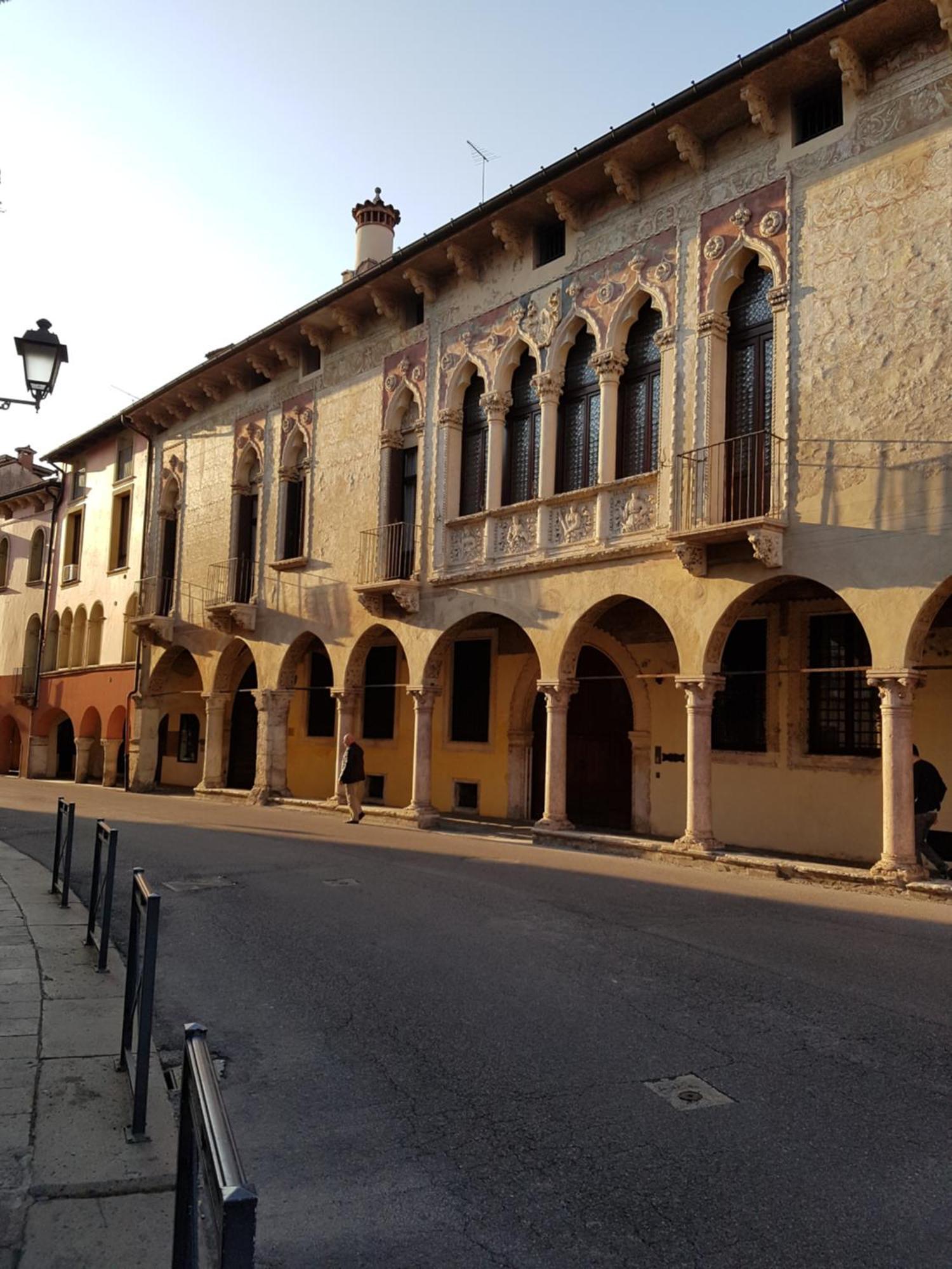 Palazzo Regau Bed & Breakfast